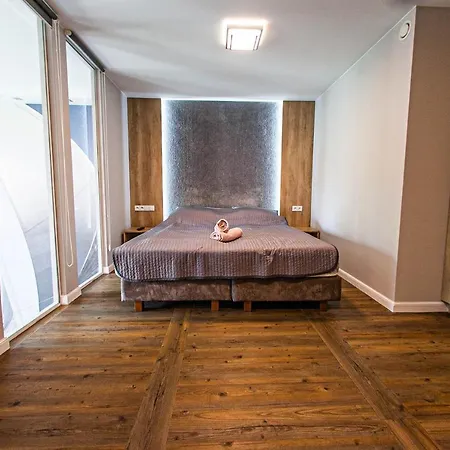 Euro Szafarnia Delux