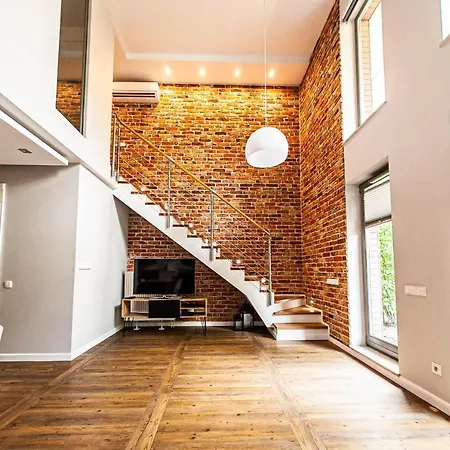 Euro Szafarnia Delux Apartment *