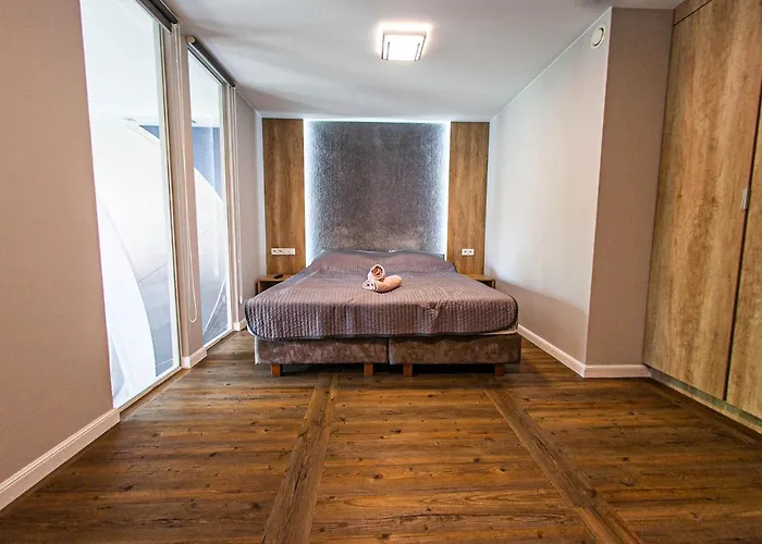 Euro Szafarnia Delux