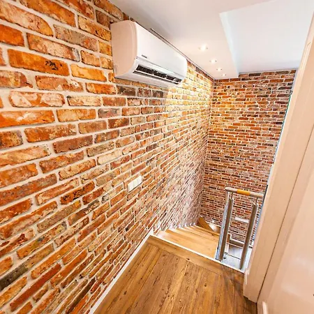 Euro Szafarnia Delux * Danzica